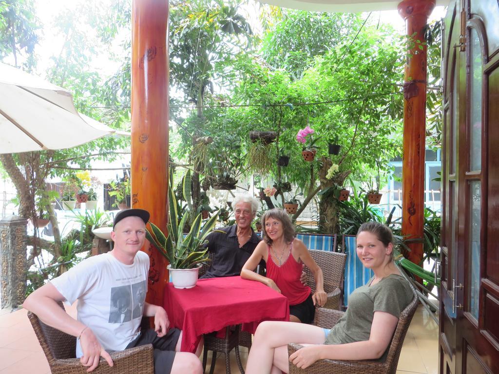Ngo Khanh Homestay Tân Hiệ Extérieur photo