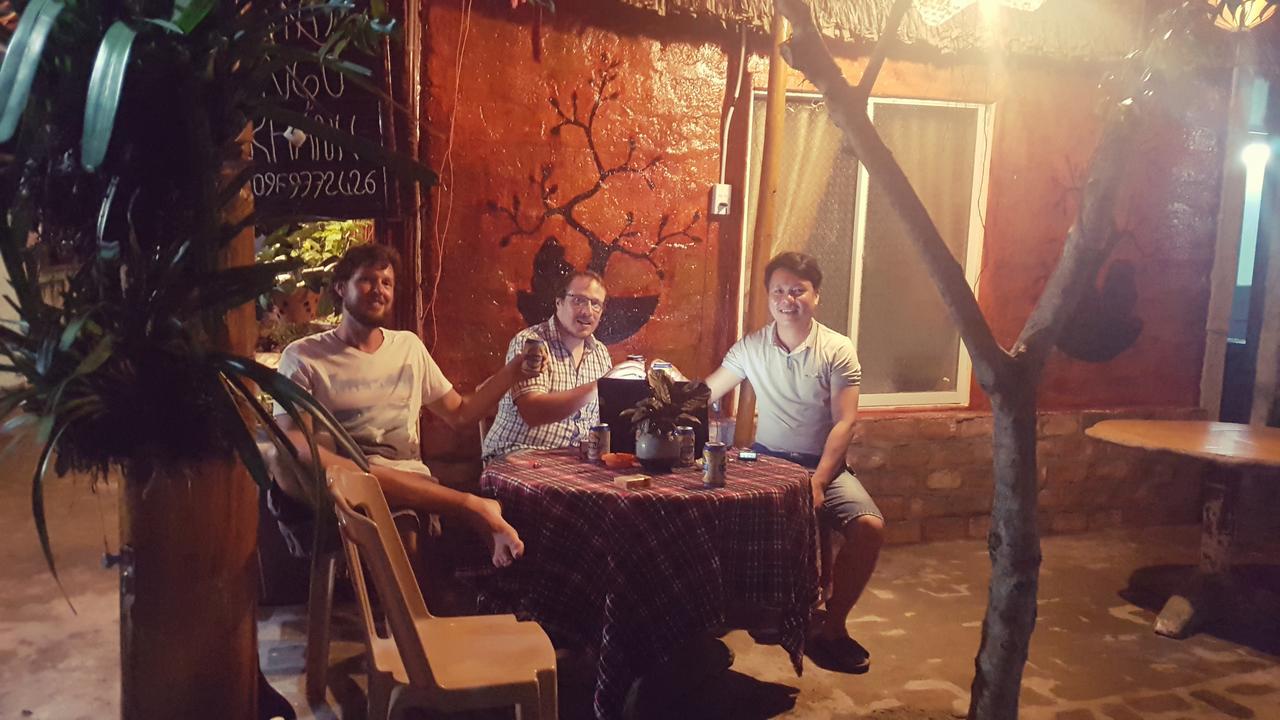 Ngo Khanh Homestay Tân Hiệ Extérieur photo