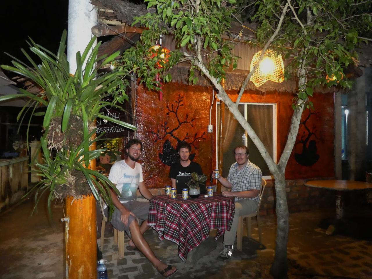 Ngo Khanh Homestay Tân Hiệ Extérieur photo